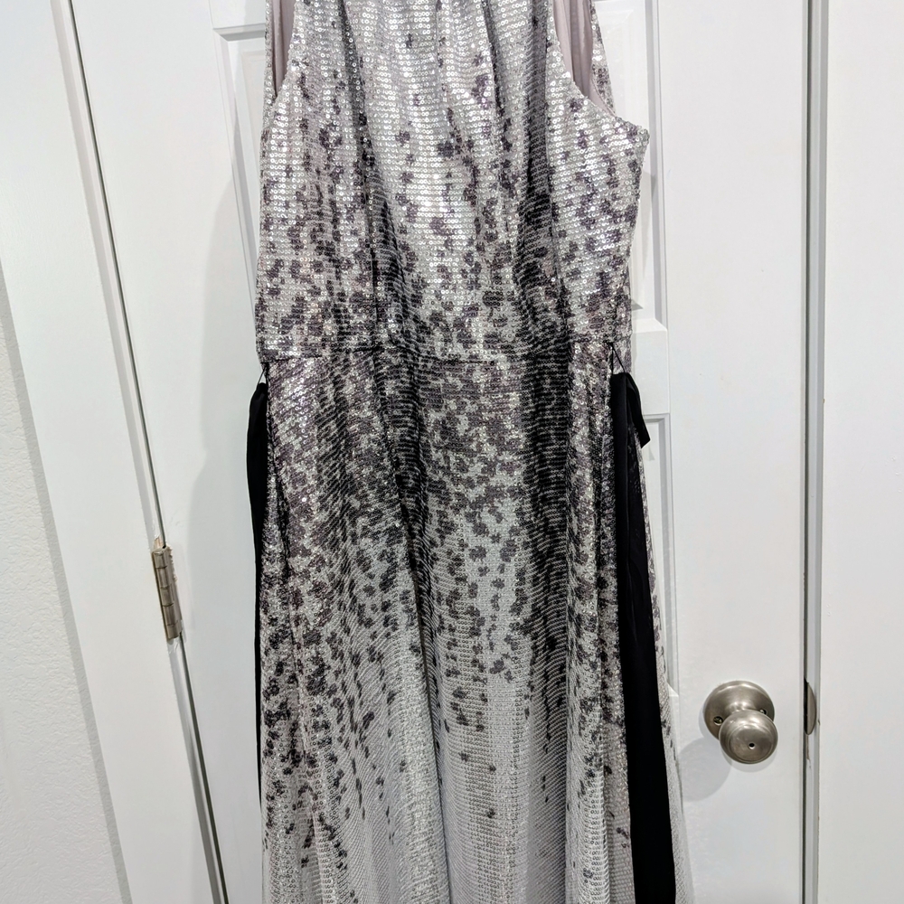 Gabby Skye Black and Silver Dress